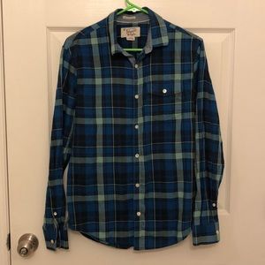 Men’s Plaid Button Down
